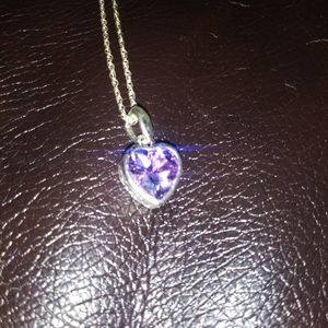 Necklace with heart pendant